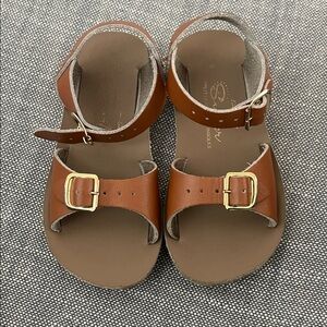 Salt Water by Hoy Brown Kids Sandals with Gold Buckle